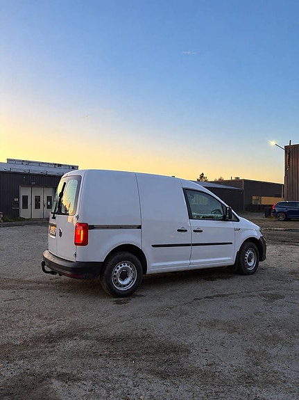 Volkswagen Caddy 3 of 5