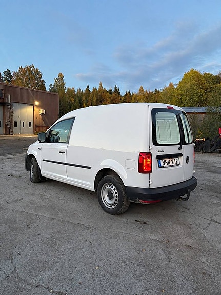 Volkswagen Caddy 2 of 5