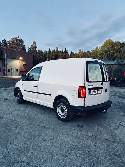 Volkswagen Caddy 2 of 5