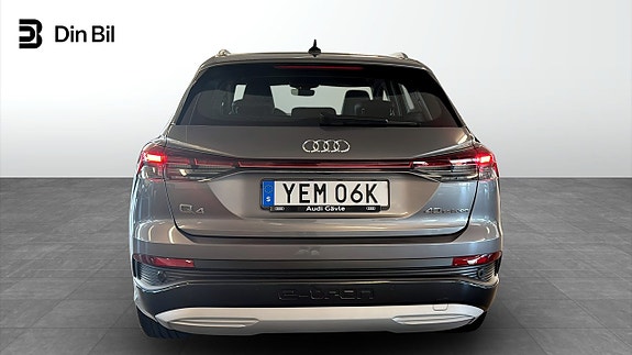 Audi Q4 e-tron 5 of 16