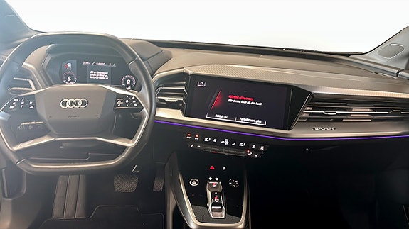 Audi Q4 e-tron 10 of 16