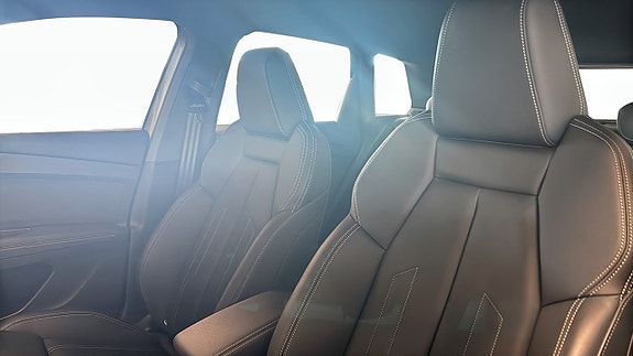 Audi Q4 e-tron 8 of 16