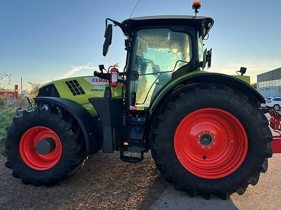 CLAAS Arion 660 CMATIC