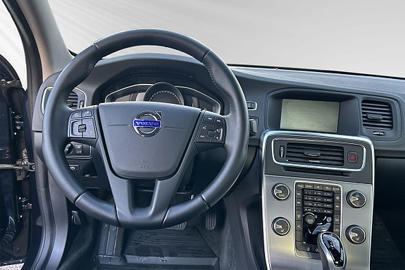 Volvo S60 10 of 12