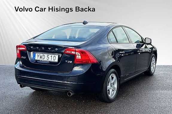 Volvo S60 6 of 12