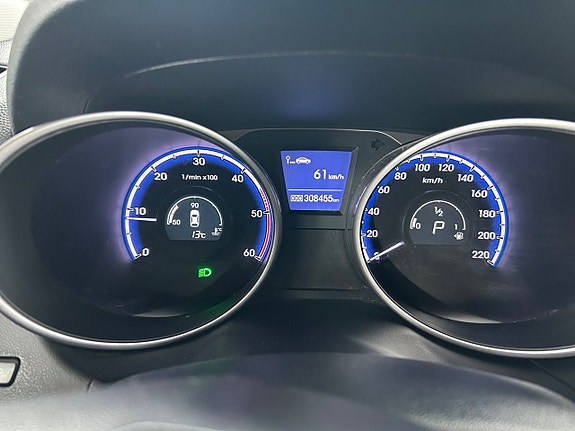 Hyundai ix35 13 of 25