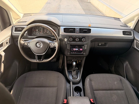 Volkswagen Caddy Maxi 17 of 19