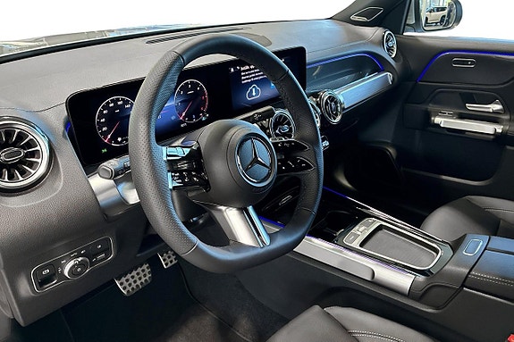 Mercedes-Benz GLB220 d 13 of 14