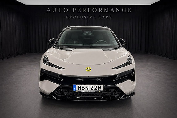 Lotus Eletre 4 of 11