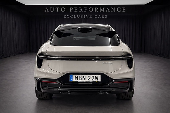 Lotus Eletre 5 of 11