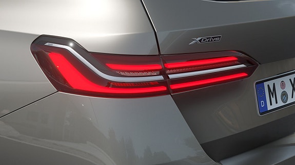 BMW 530e 12 of 14