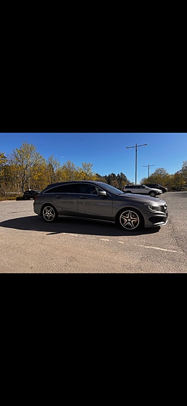 Mercedes-Benz CLA220 d 4 of 8