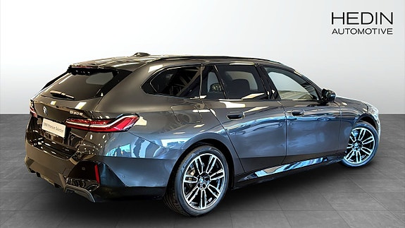 BMW 530e 2 of 9