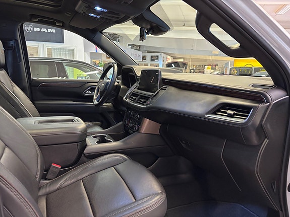 Chevrolet Tahoe 12 of 22