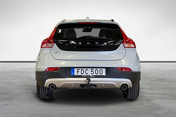 Volvo V40 Cross Country 4 of 18