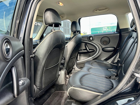 MINI Countryman Cooper SD 9 of 16