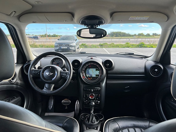 MINI Countryman Cooper SD 12 of 16