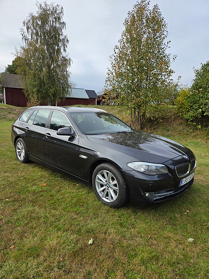 BMW 520d 3 of 9