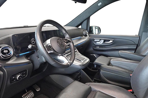 Mercedes-Benz V300 6 of 16