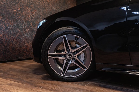 Mercedes-Benz C300 d 10 of 28