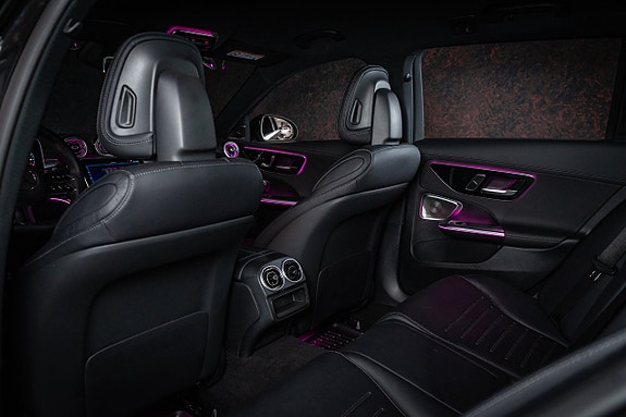 Mercedes-Benz C300 d 27 of 28