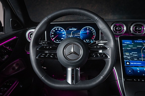 Mercedes-Benz C300 d 21 of 28