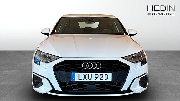 Audi A3 8 of 11