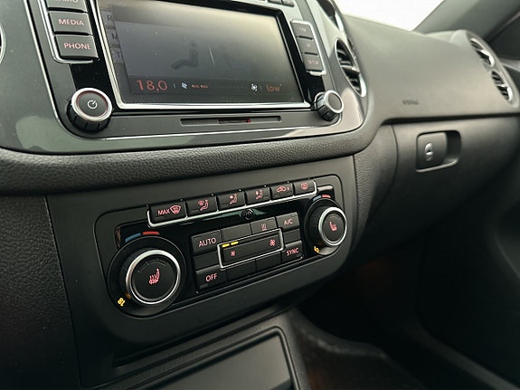 Volkswagen Tiguan 21 of 28