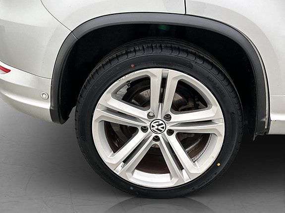 Volkswagen Tiguan 27 of 28