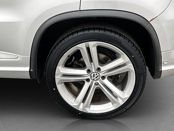 Volkswagen Tiguan 26 of 28