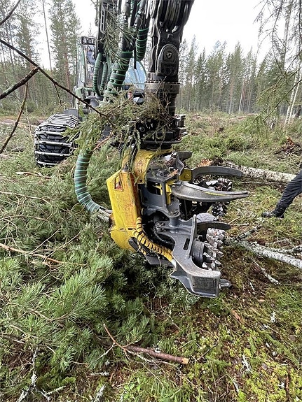 John Deere 1170G 16 of 17