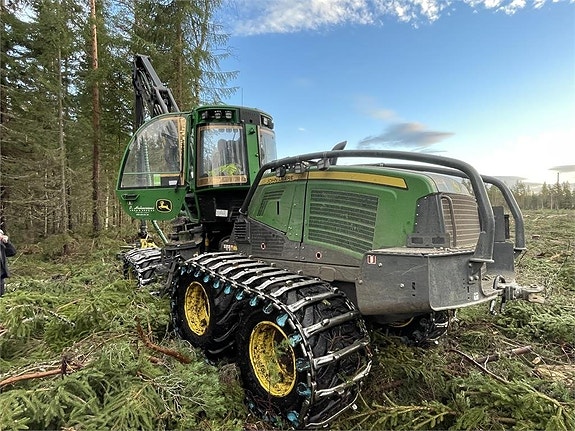 John Deere 1170G 2 of 17