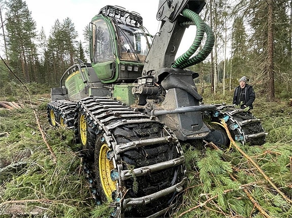 John Deere 1170G 12 of 17
