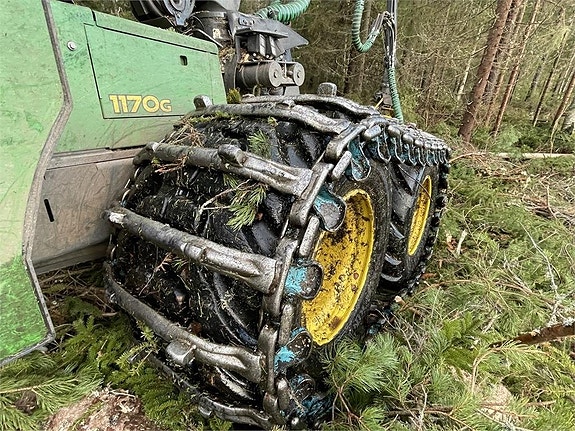 John Deere 1170G 9 of 17