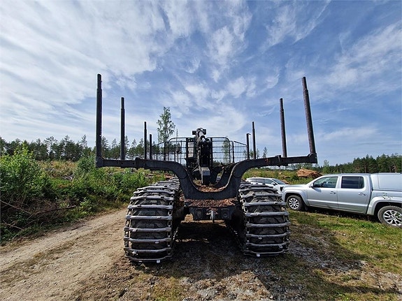 John Deere 1910G 9 of 24