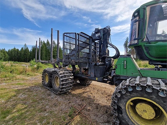 John Deere 1910G 16 of 24