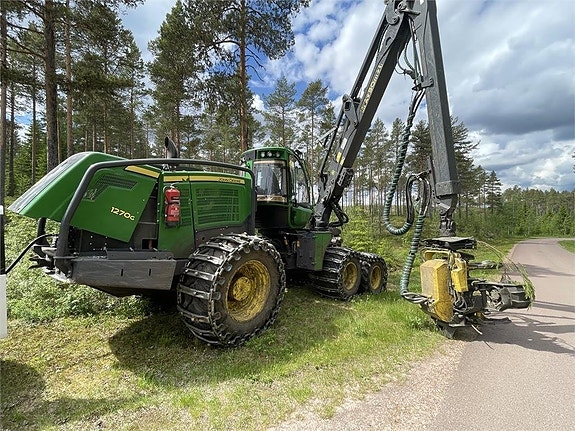 John Deere 1270G 2 of 24