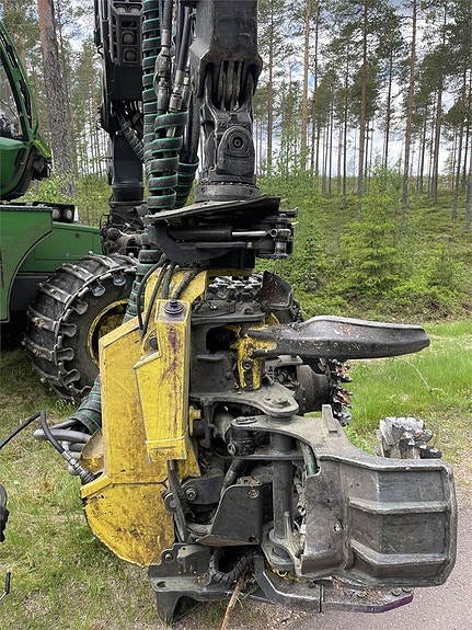 John Deere 1270G 19 of 24