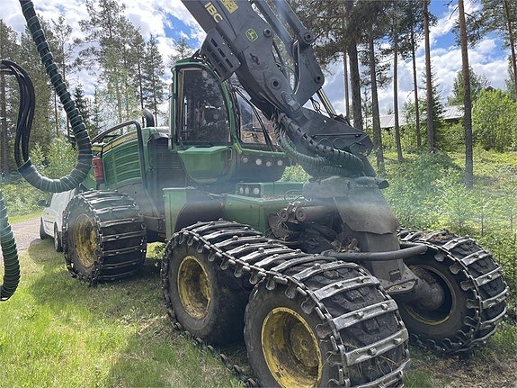 John Deere 1270G 9 of 24
