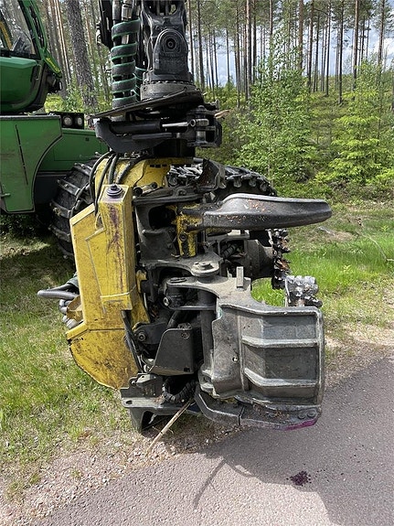 John Deere 1270G 5 of 24