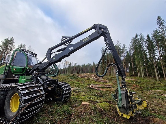 John Deere 1470G 16 of 24