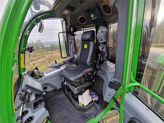 John Deere 1470G 19 of 24