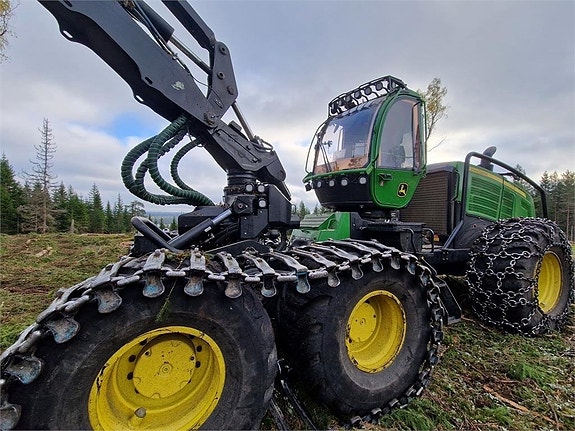 John Deere 1470G 2 of 24