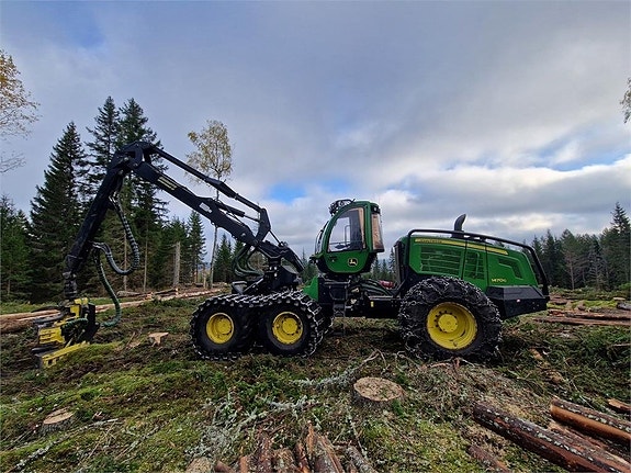 John Deere 1470G 4 of 24