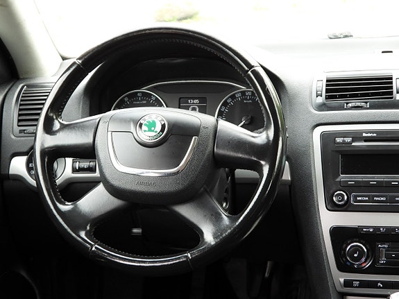 Skoda Octavia 16 of 29