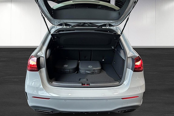 Mercedes-Benz A250 e 5 of 14