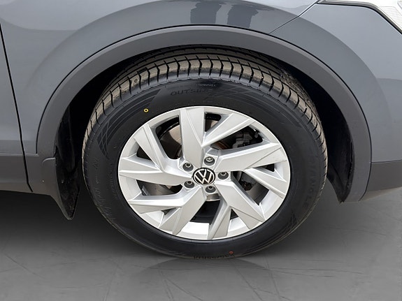 Volkswagen Tiguan 28 of 28