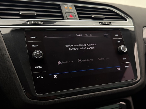 Volkswagen Tiguan 22 of 28