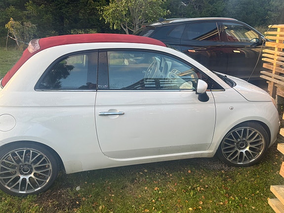 Fiat 500C 3 of 4