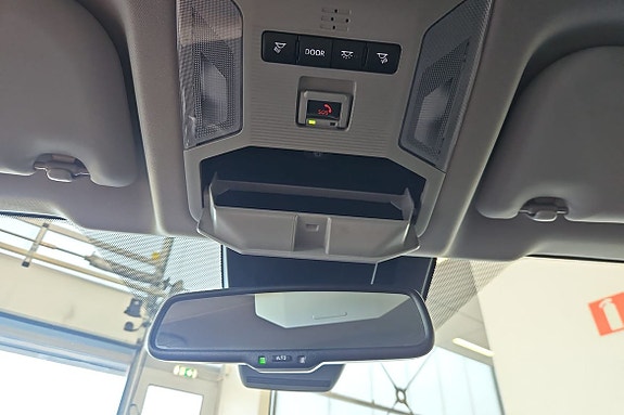 Toyota RAV4 18 of 19